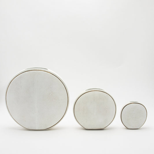 {{ product_title }} by {{ vendor }} – luxury {{ product_type }} at MOGUL