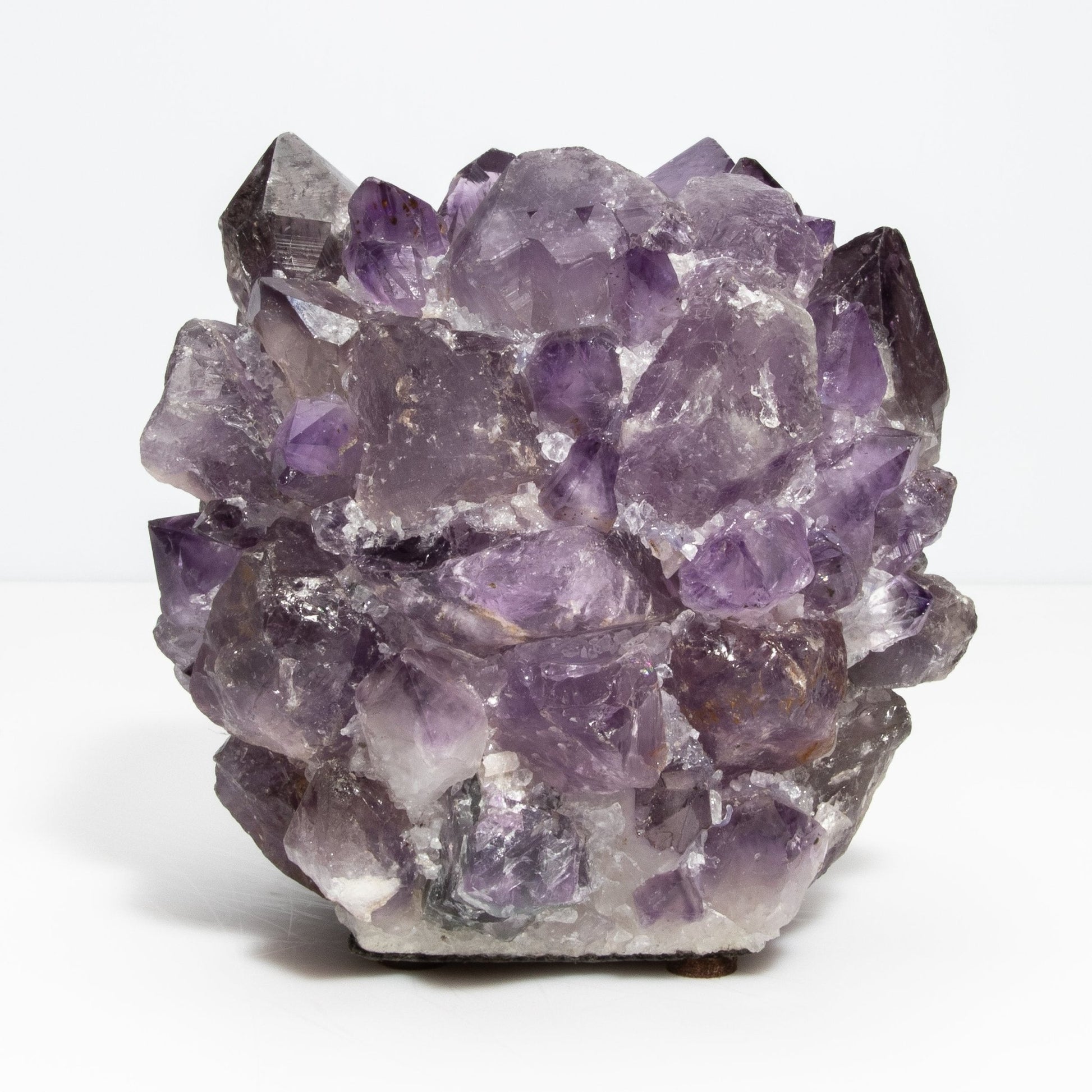 {{ product_title }} by {{ vendor }} – luxury {{ product_type }} at MOGUL