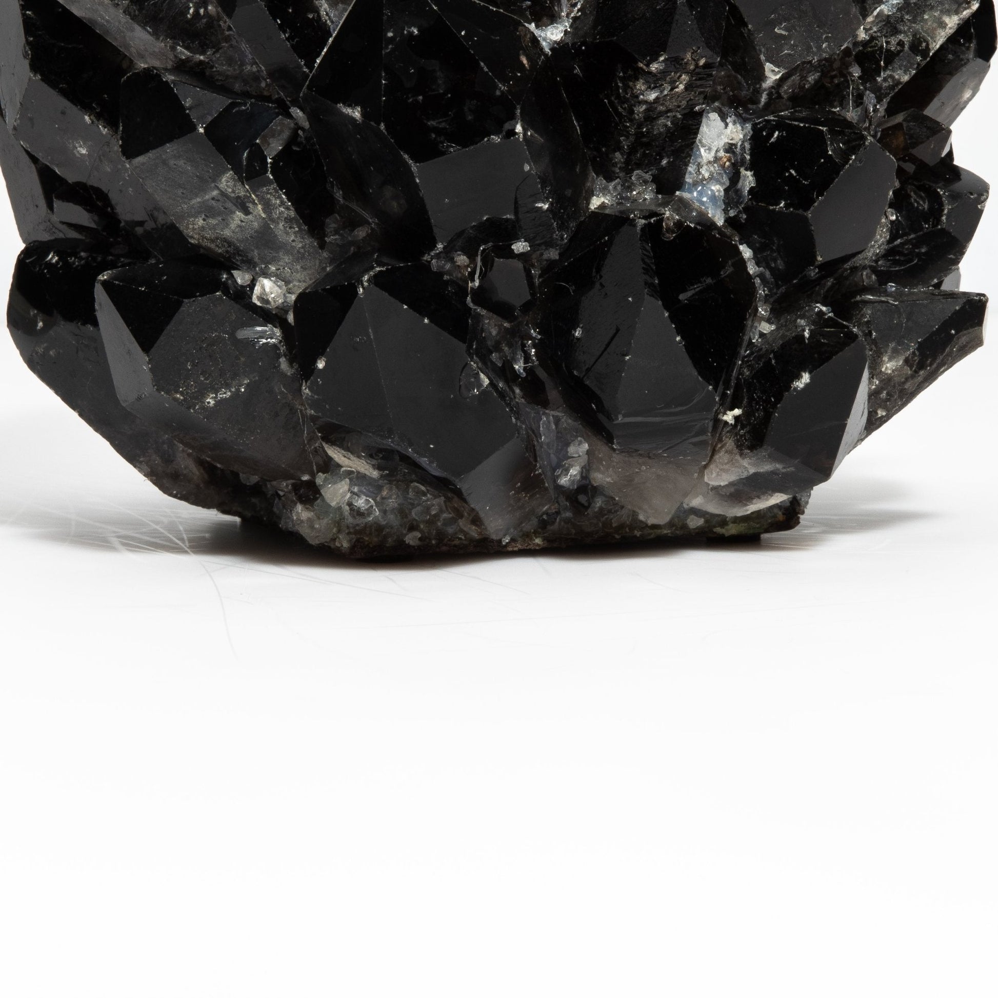 {{ product_title }} by {{ vendor }} – luxury {{ product_type }} at MOGUL