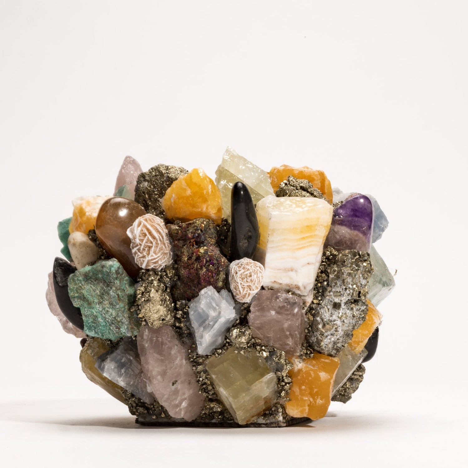 {{ product_title }} by {{ vendor }} – luxury {{ product_type }} at MOGUL