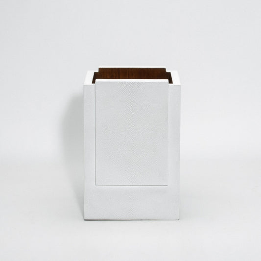 {{ product_title }} by {{ vendor }} – luxury {{ product_type }} at MOGUL