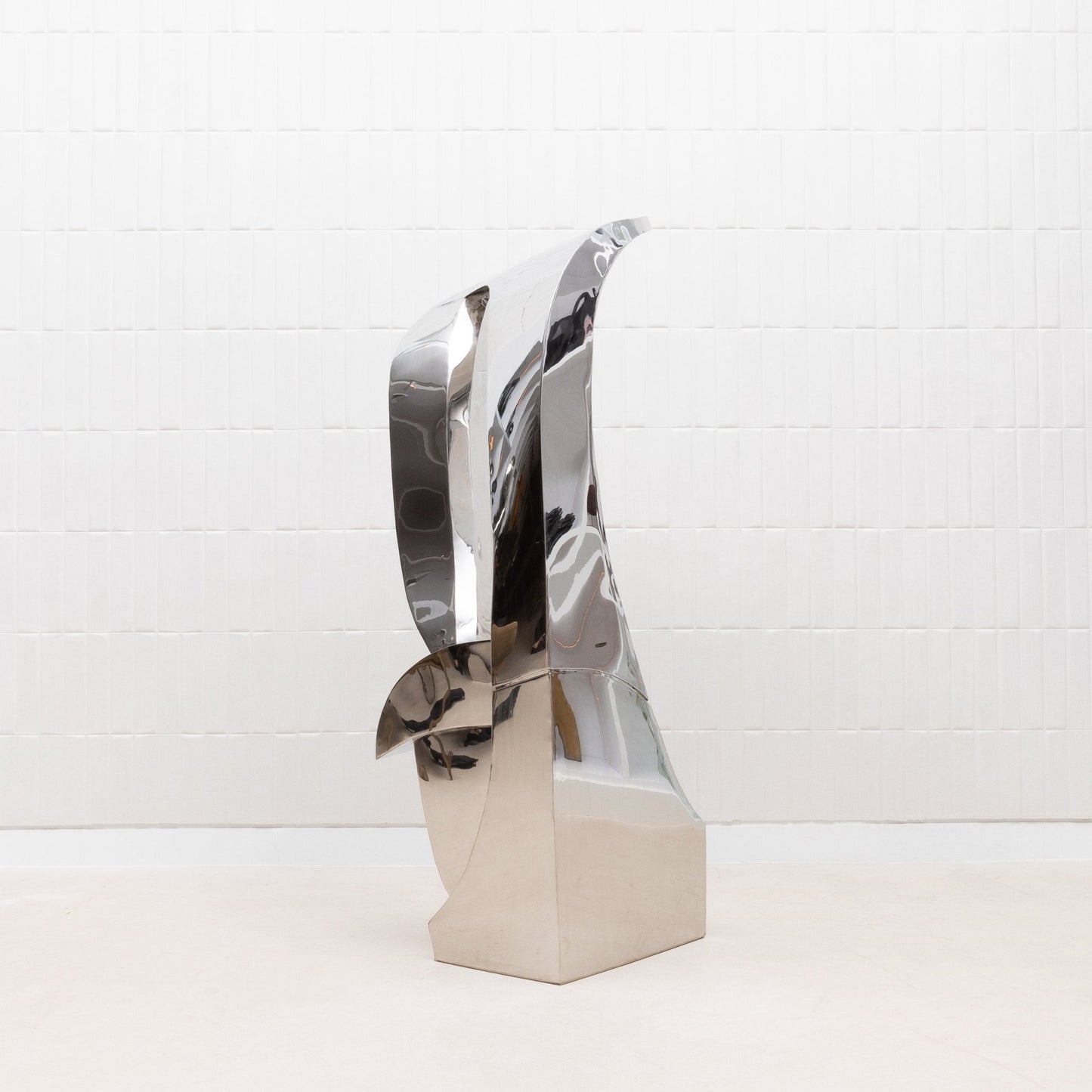 {{ product_title }} by {{ vendor }} – luxury {{ product_type }} at MOGUL